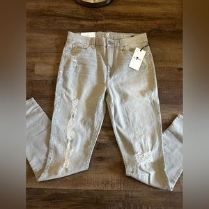 Denim Jeans Lt. Grey lightly distressed